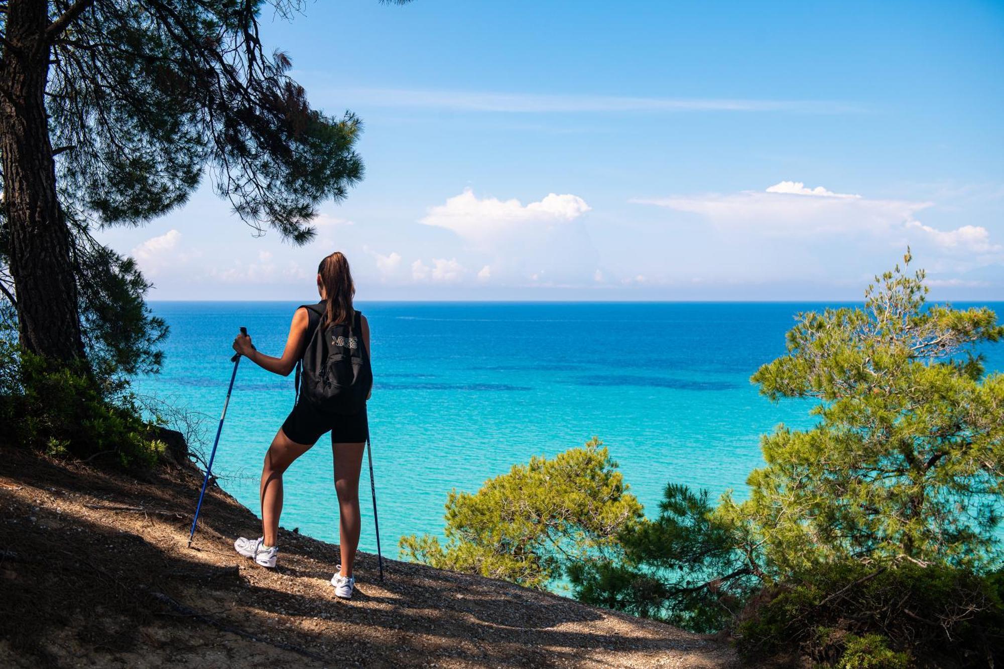 Simantro Resort Sani  Extérieur photo Hiking in Crete